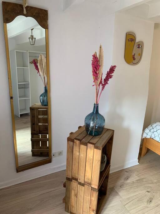 Agreable Maison De Ville Avec Cour Privative Au Coeur Du Chablisien Maligny Extérieur photo